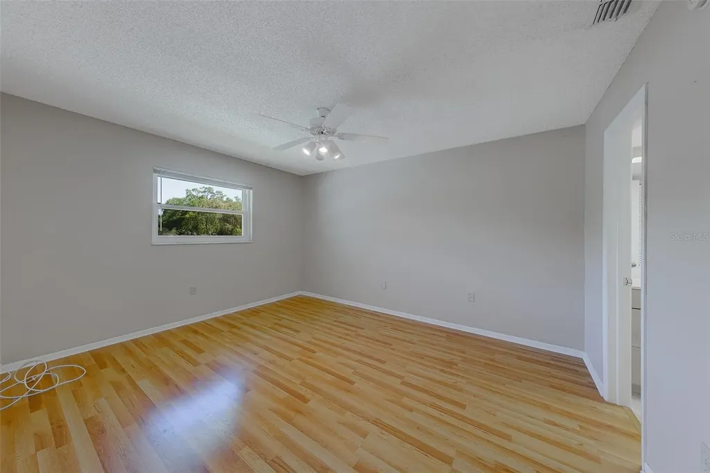 9881 113th Street Seminole FL 33772
