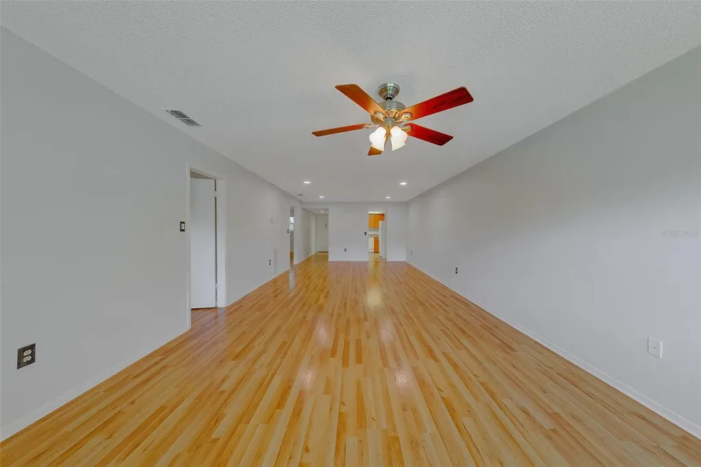 9881 113th Street Seminole FL 33772