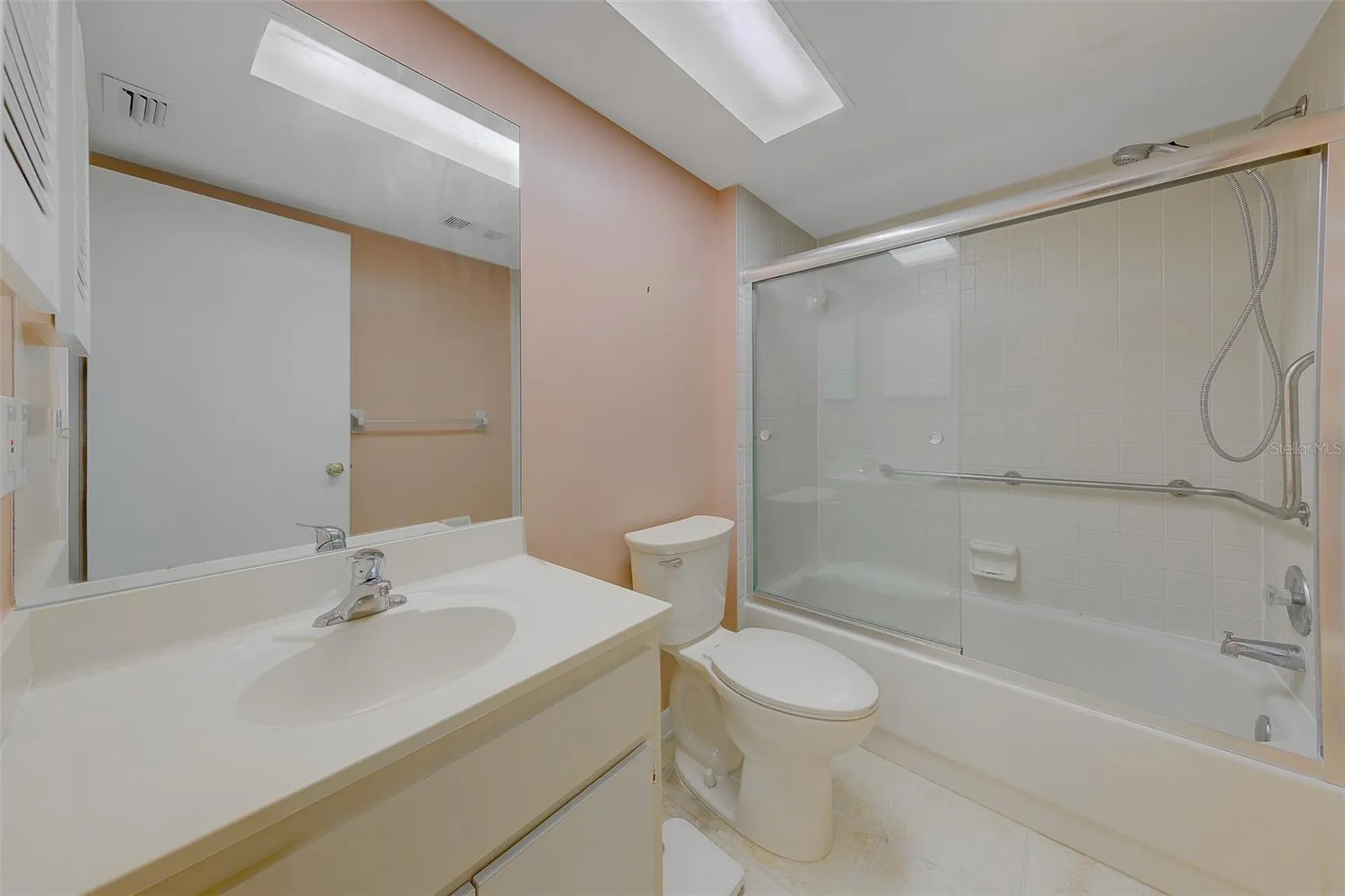 9881 113th Street Seminole FL 33772