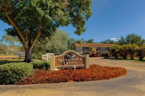 9881 113th Street Seminole FL 33772