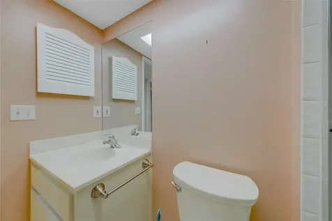 9881 113th Street Seminole FL 33772