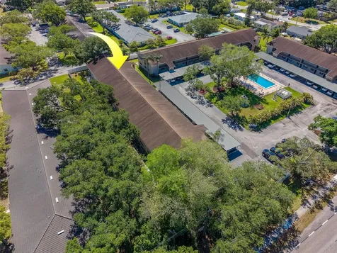 9881 113th Street Seminole FL 33772