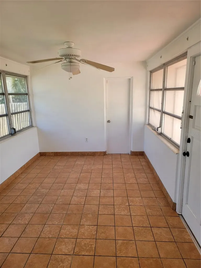 3720 4th Avenue N St Petersburg FL 33713