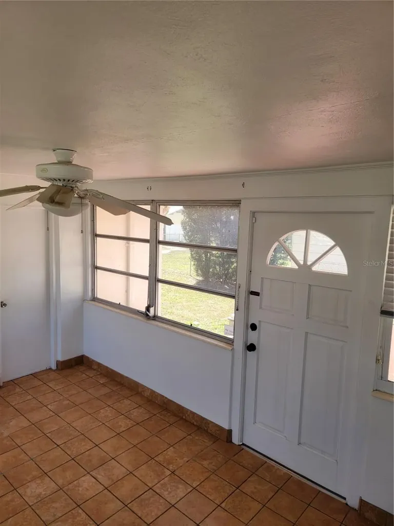 3720 4th Avenue N St Petersburg FL 33713