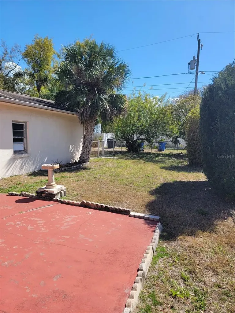 3720 4th Avenue N St Petersburg FL 33713