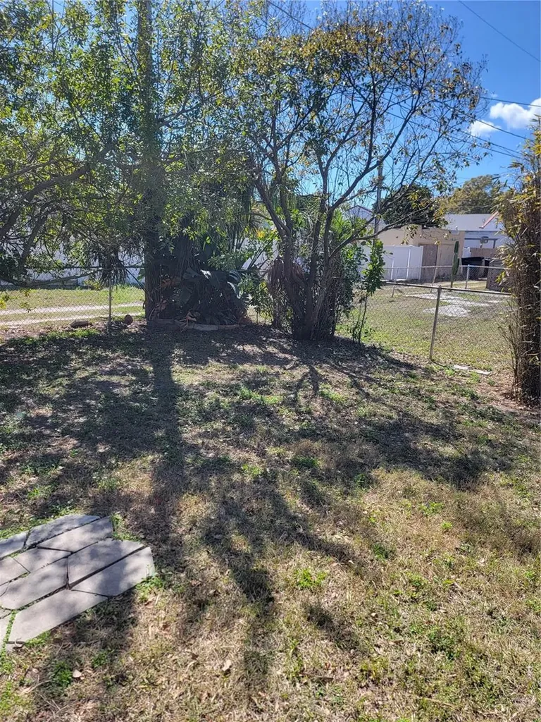 3720 4th Avenue N St Petersburg FL 33713