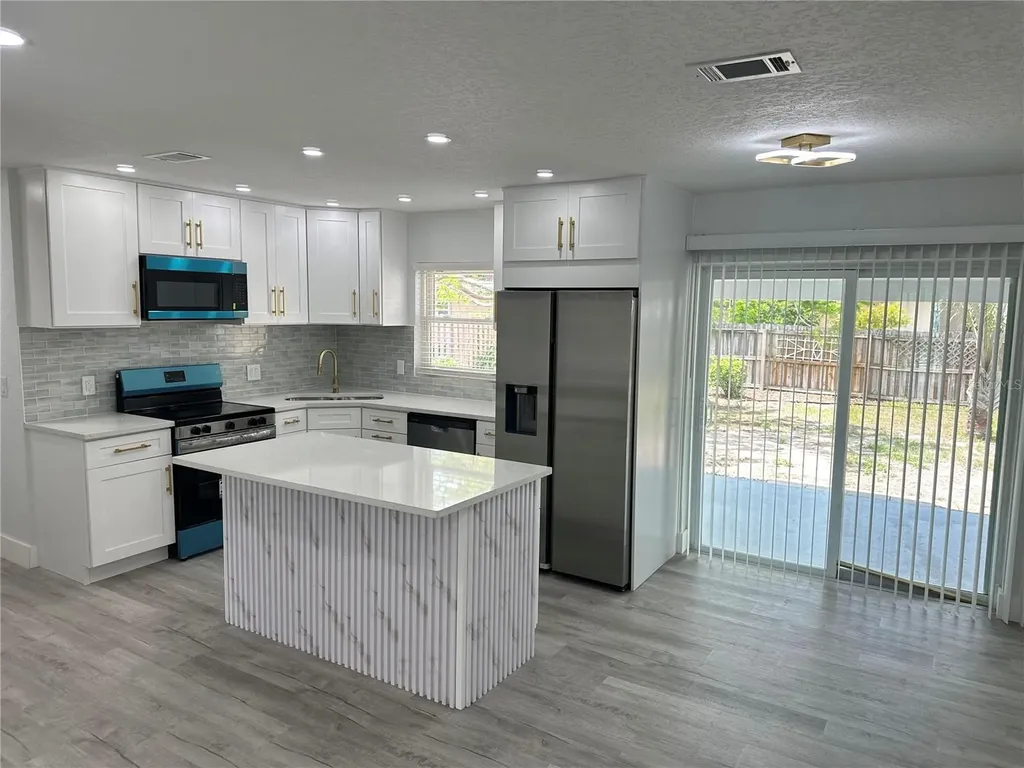6405 S Manhattan Avenue Tampa FL 33616