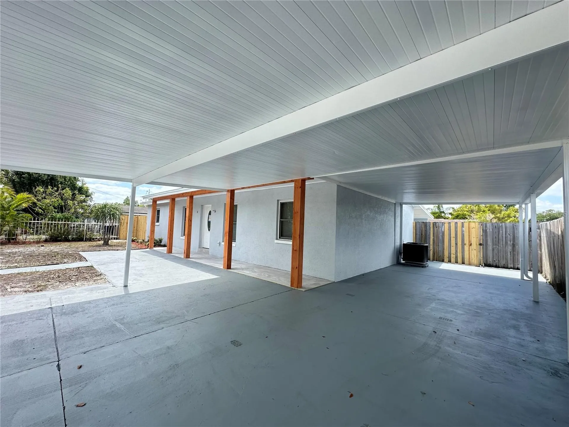 6405 S Manhattan Avenue Tampa FL 33616
