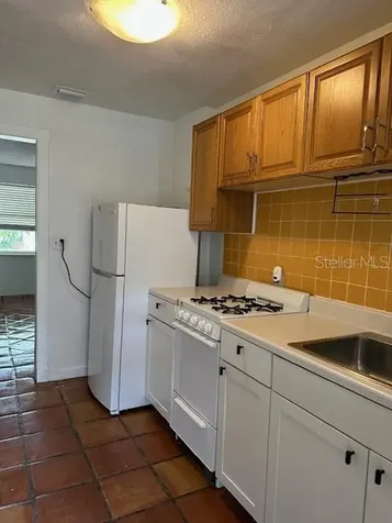 2120 E Washington Street Orlando FL 32803