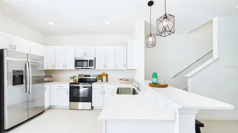 212 27th Street SE Ruskin FL 33570