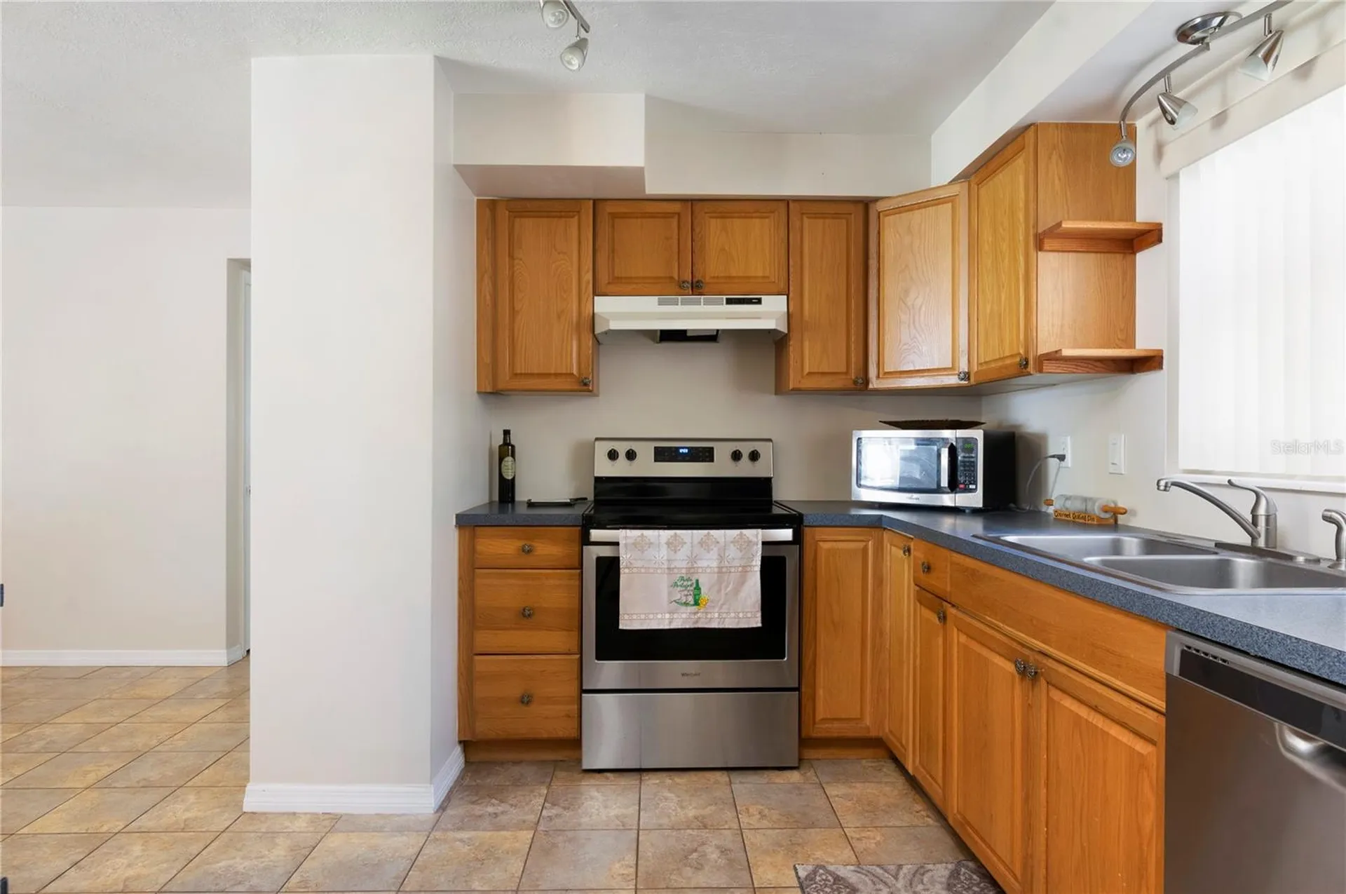 6401 26th Way N St Petersburg FL 33702