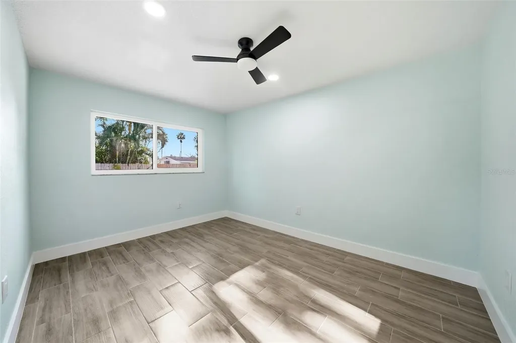 5611 Venetian Boulevard NE St Petersburg FL 33703
