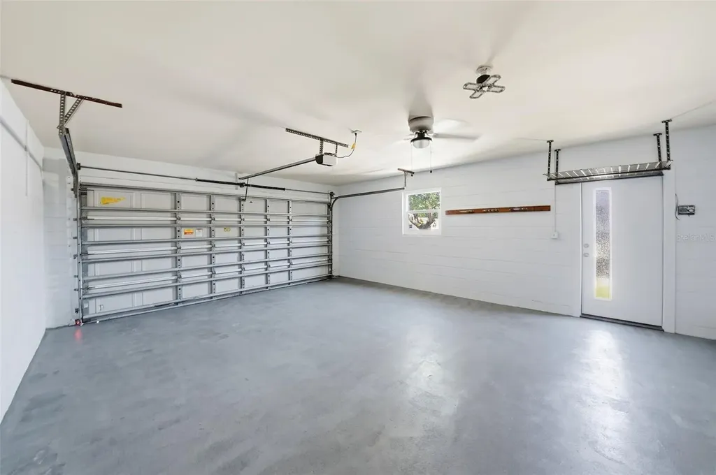 5611 Venetian Boulevard NE St Petersburg FL 33703