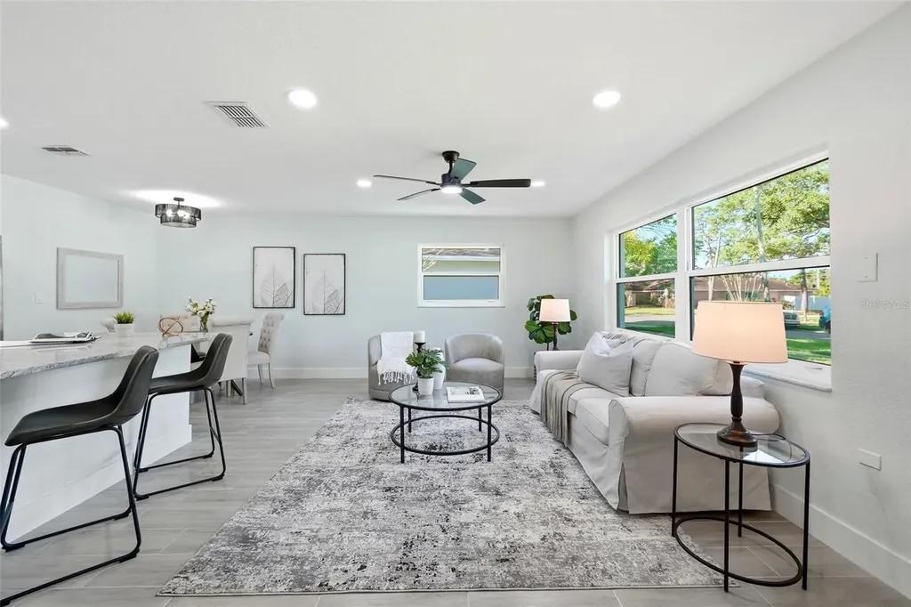 5611 Venetian Boulevard NE St Petersburg FL 33703