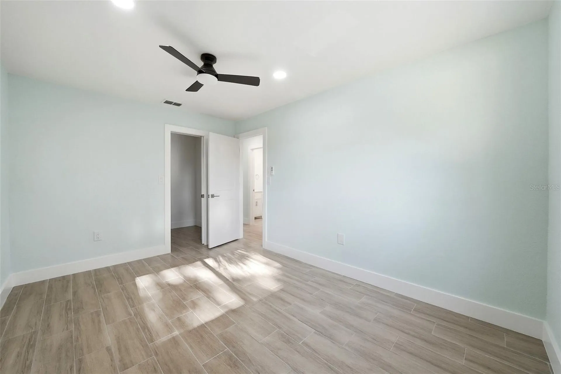 5611 Venetian Boulevard NE St Petersburg FL 33703