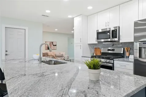 5611 Venetian Boulevard NE St Petersburg FL 33703