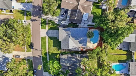 5611 Venetian Boulevard NE St Petersburg FL 33703