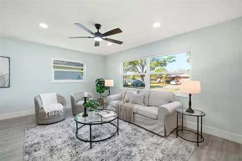 5611 Venetian Boulevard NE St Petersburg FL 33703