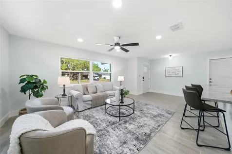 5611 Venetian Boulevard NE St Petersburg FL 33703