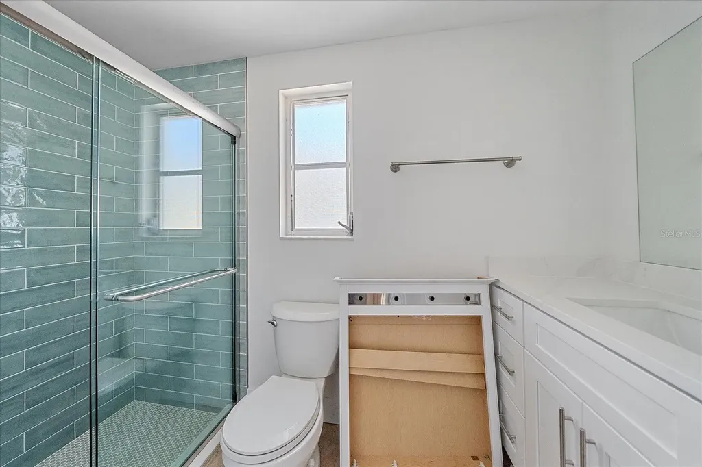 597 Spanish Drive N Longboat Key FL 34228