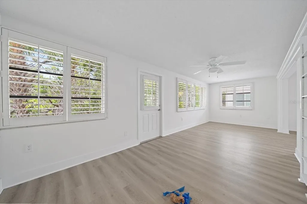 597 Spanish Drive N Longboat Key FL 34228