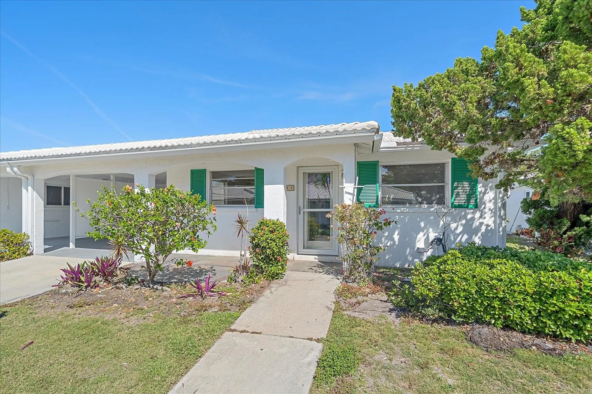 597 Spanish Drive N Longboat Key FL 34228