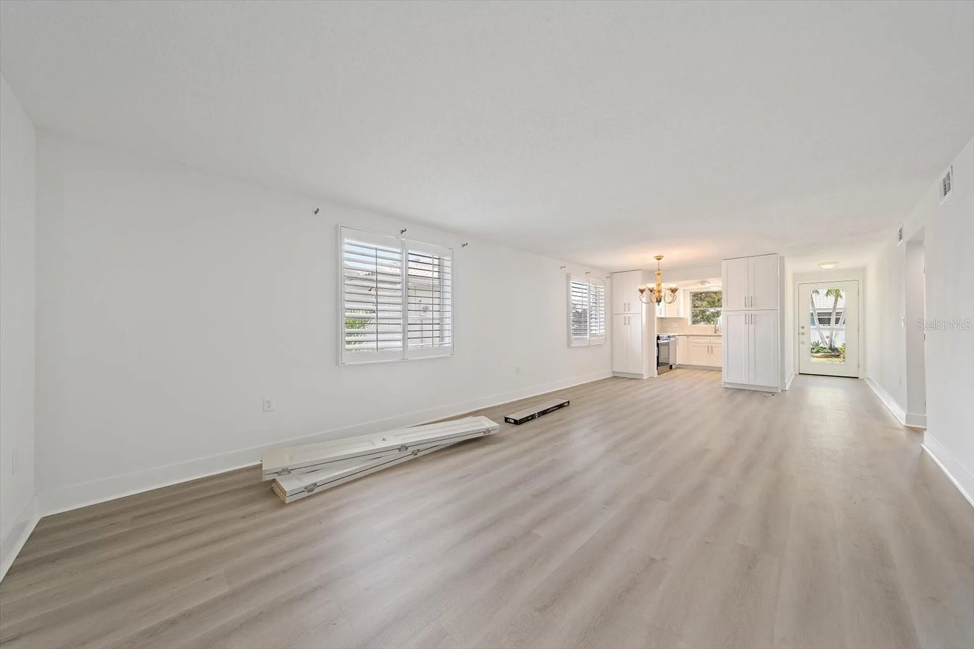 597 Spanish Drive N Longboat Key FL 34228