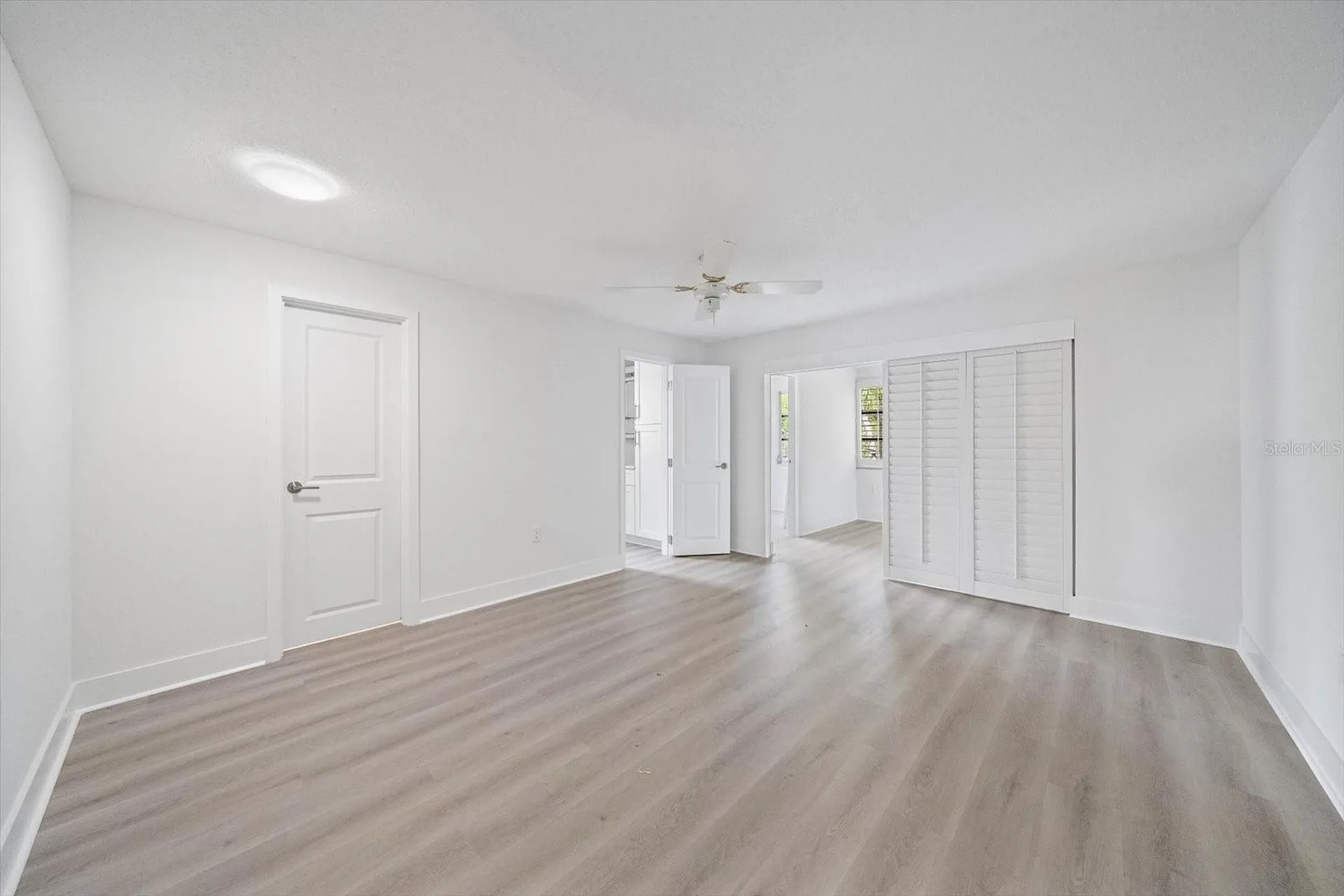 597 Spanish Drive N Longboat Key FL 34228