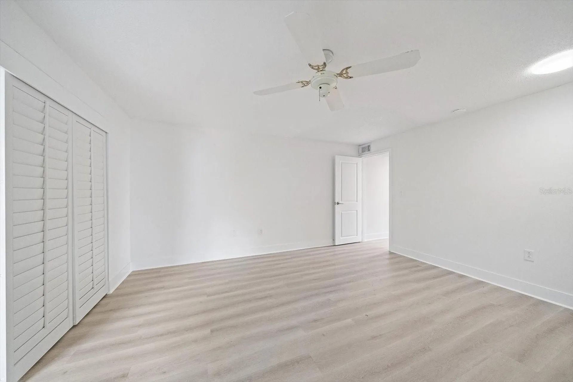 597 Spanish Drive N Longboat Key FL 34228
