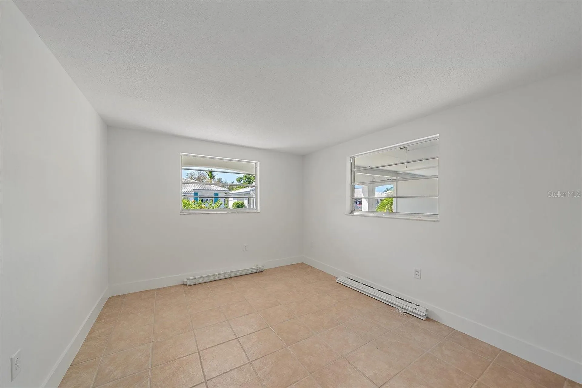 597 Spanish Drive N Longboat Key FL 34228