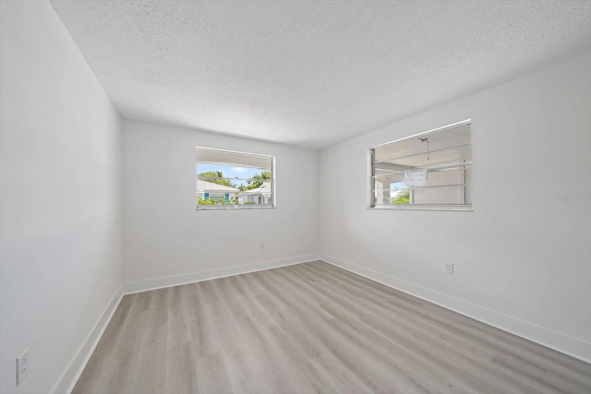 597 Spanish Drive N Longboat Key FL 34228