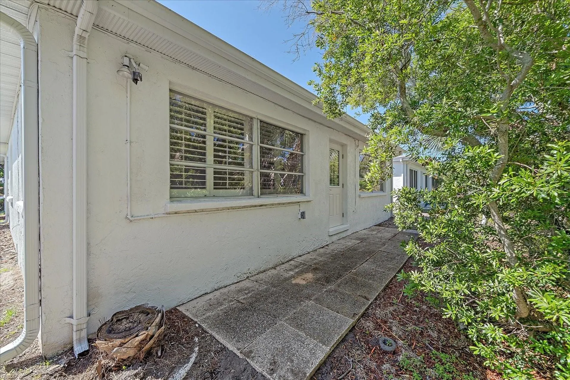 597 Spanish Drive N Longboat Key FL 34228