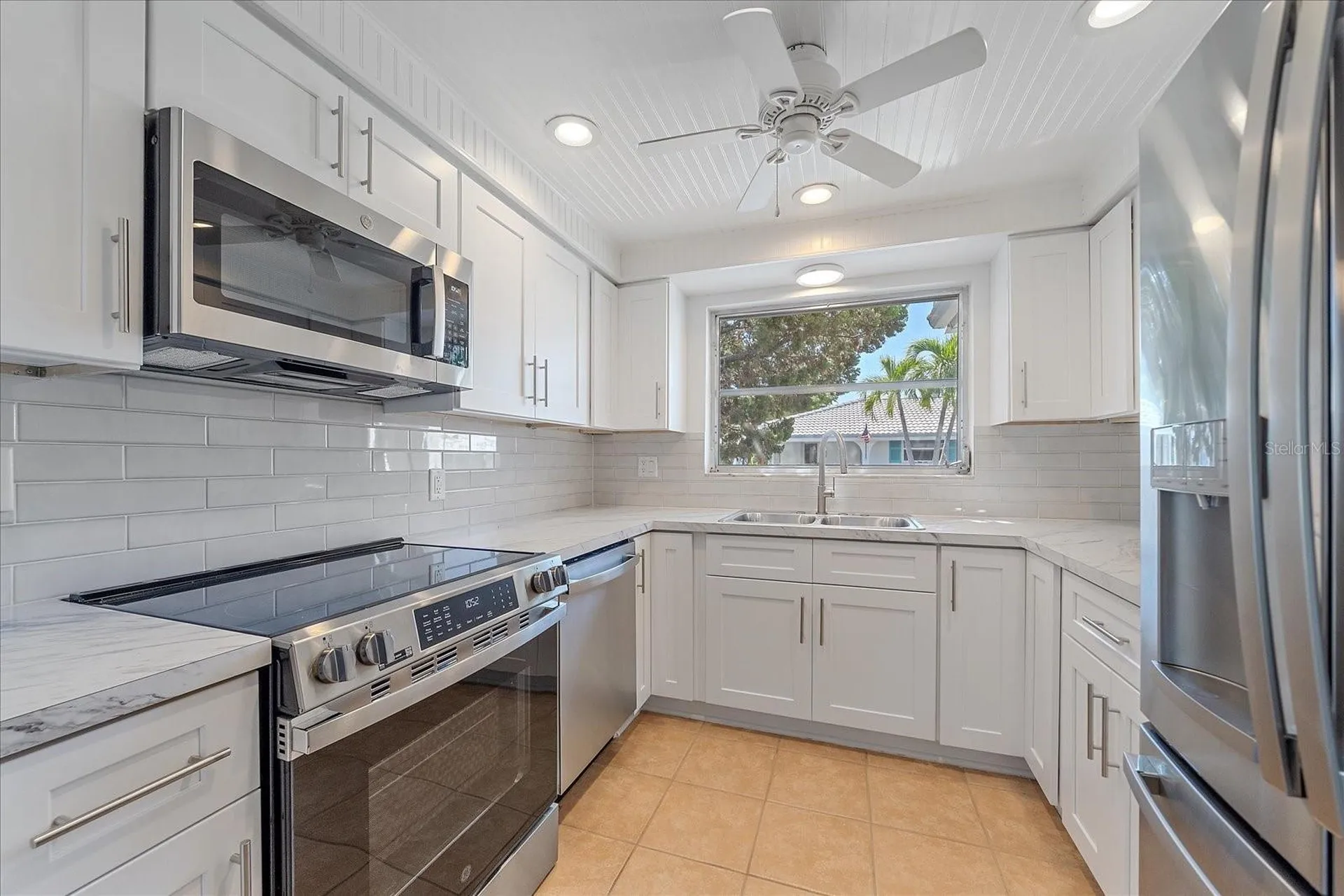 597 Spanish Drive N Longboat Key FL 34228