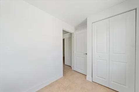 597 Spanish Drive N Longboat Key FL 34228