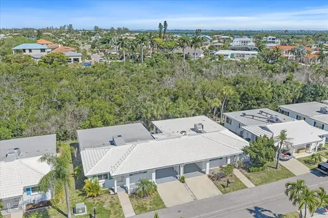 597 Spanish Drive N Longboat Key FL 34228