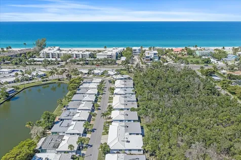 597 Spanish Drive N Longboat Key FL 34228