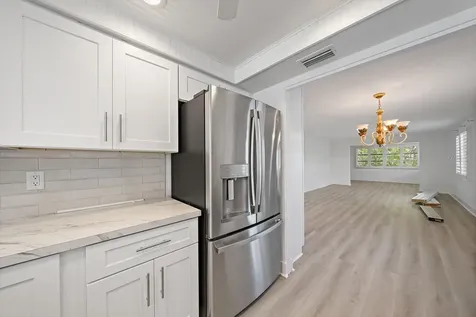 597 Spanish Drive N Longboat Key FL 34228
