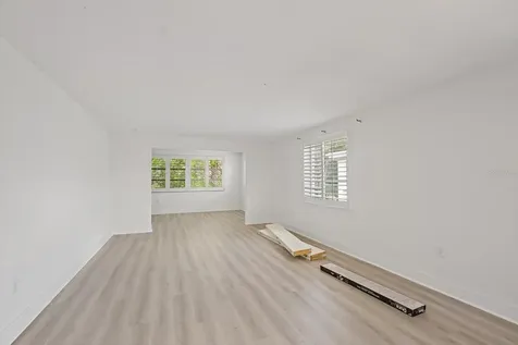597 Spanish Drive N Longboat Key FL 34228