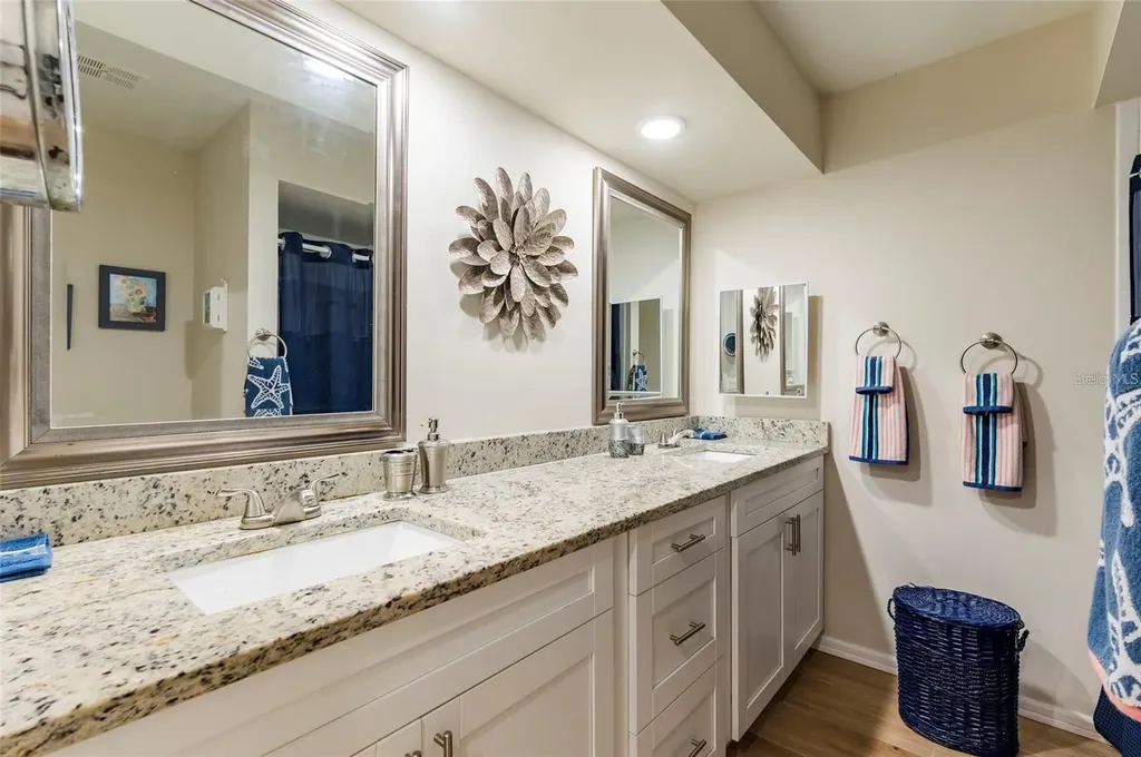 2238 Lark Circle W Palm Harbor FL 34684
