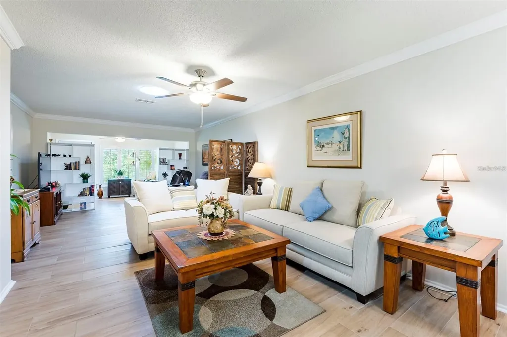2238 Lark Circle W Palm Harbor FL 34684
