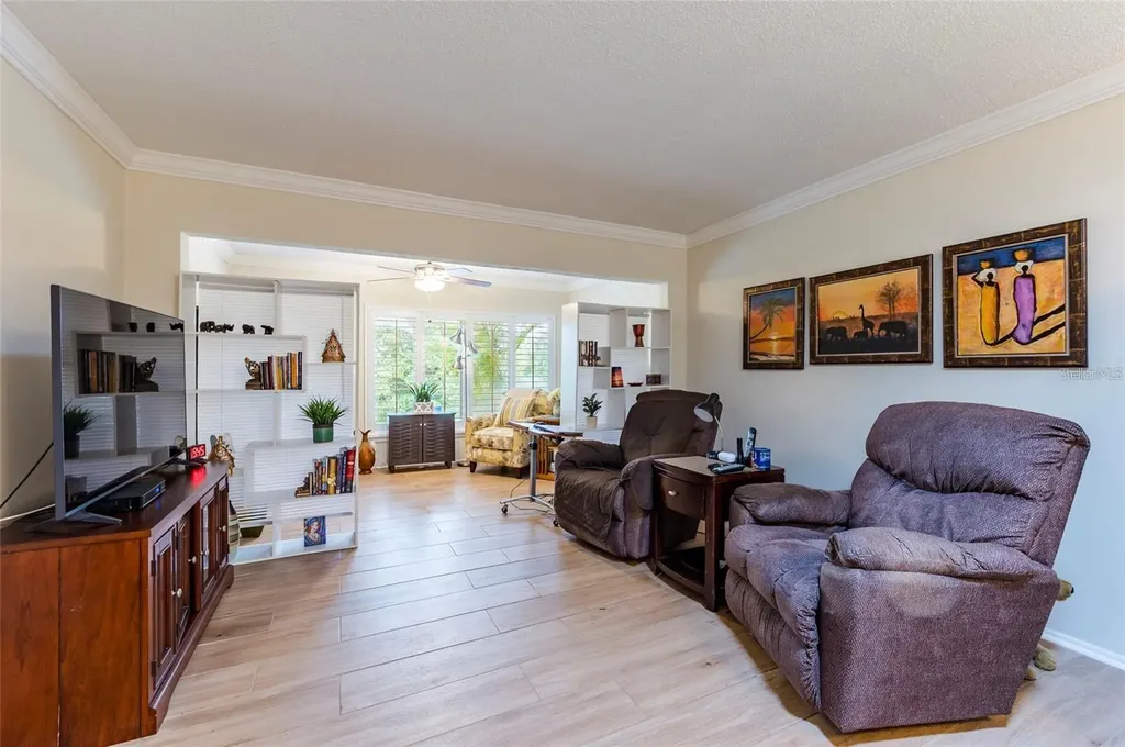 2238 Lark Circle W Palm Harbor FL 34684