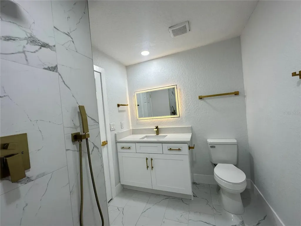 804 S Parsons Avenue Seffner FL 33584