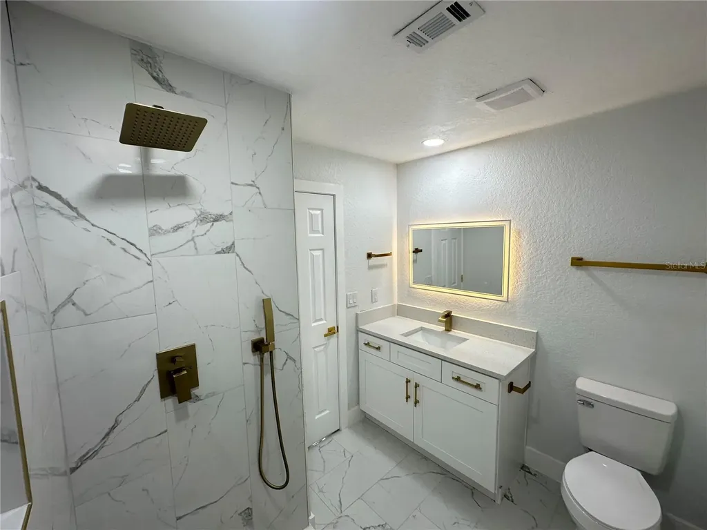 804 S Parsons Avenue Seffner FL 33584
