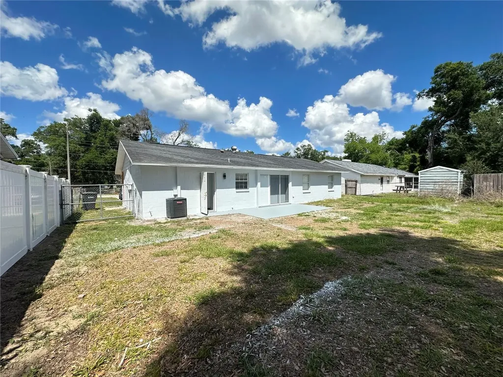 804 S Parsons Avenue Seffner FL 33584