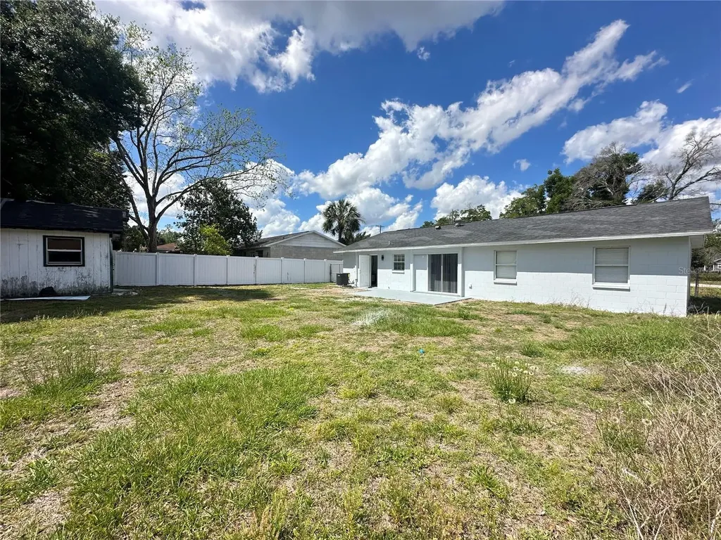 804 S Parsons Avenue Seffner FL 33584