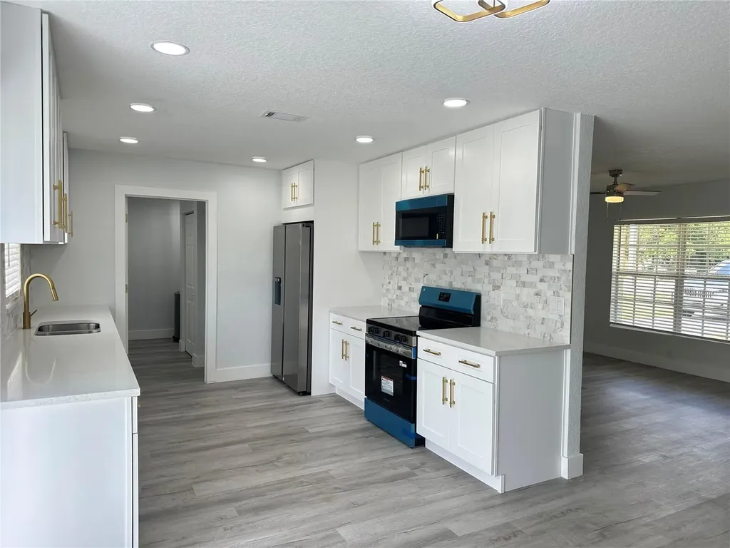 804 S Parsons Avenue Seffner FL 33584