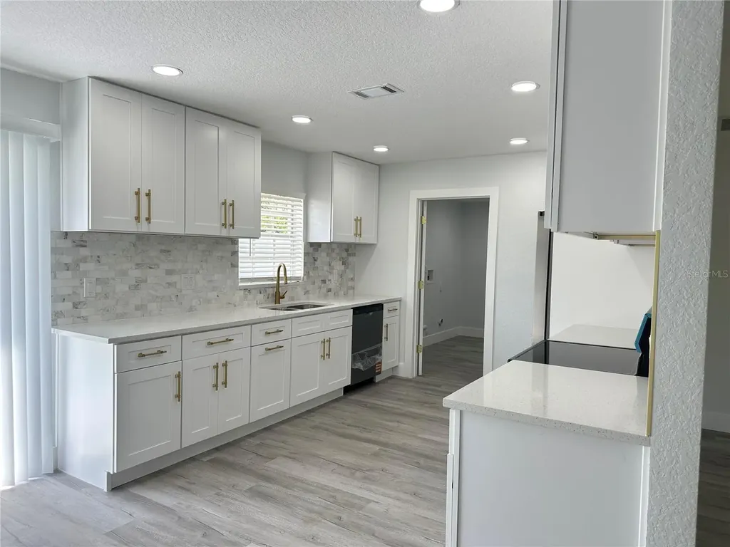 804 S Parsons Avenue Seffner FL 33584
