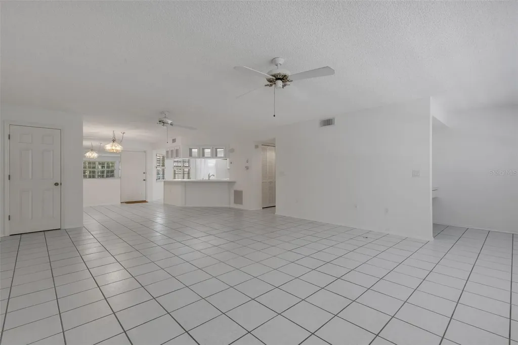 528 W Venice Avenue Venice FL 34285