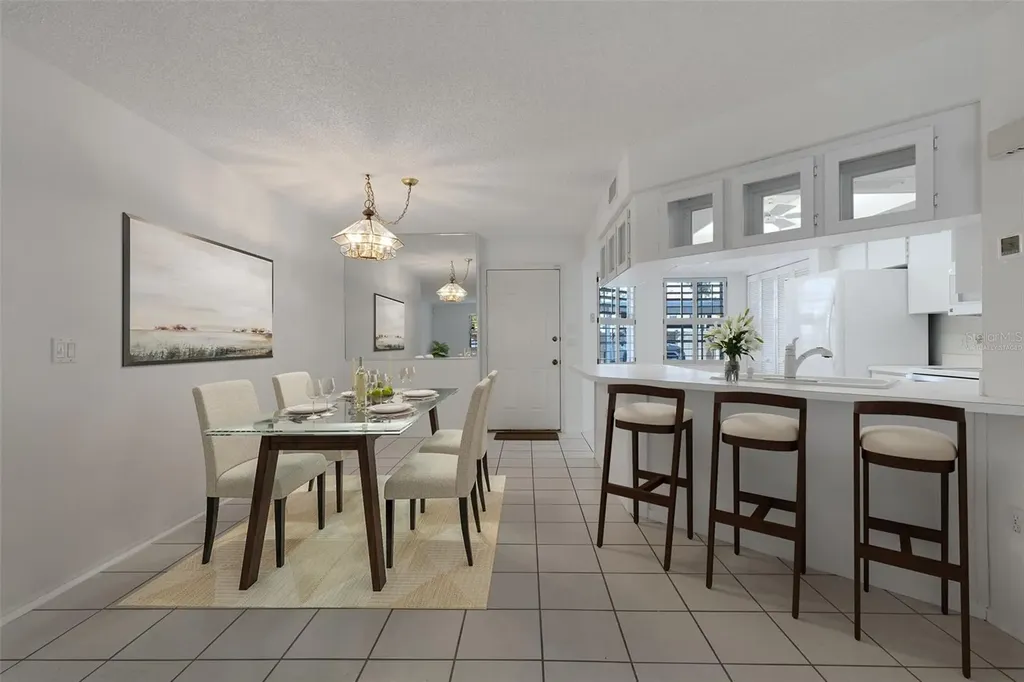528 W Venice Avenue Venice FL 34285
