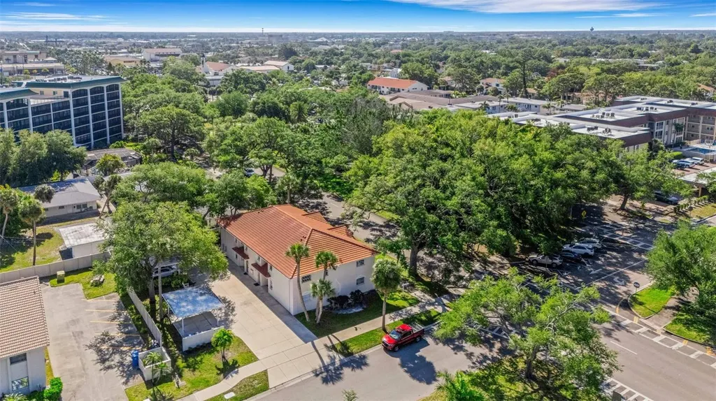 528 W Venice Avenue Venice FL 34285